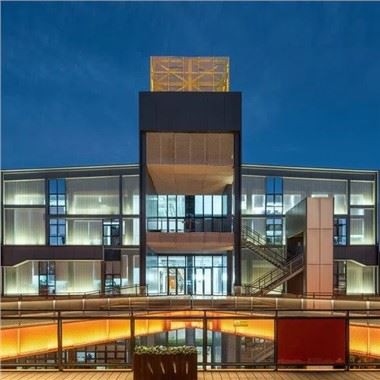 7 mm kính hồ sơ cho bức tường rèm